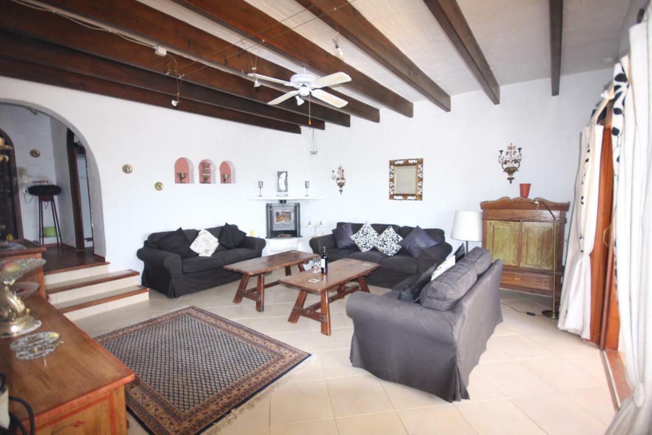 Can Alinda Santa Eularia des Riu Ngoại thất bức ảnh